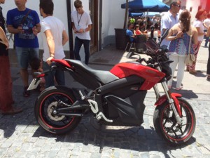 Moto Cero Feria-vehiculos-electricos-2